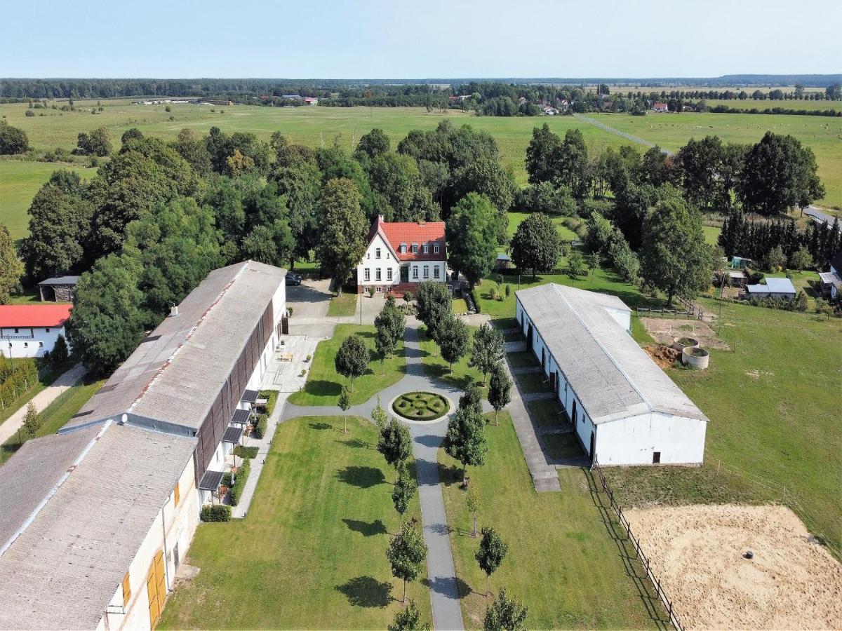 ViereckGutshof Marienthal公寓 外观 照片